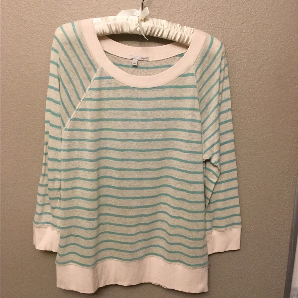 Halogen 3/4 sleeve sweater.